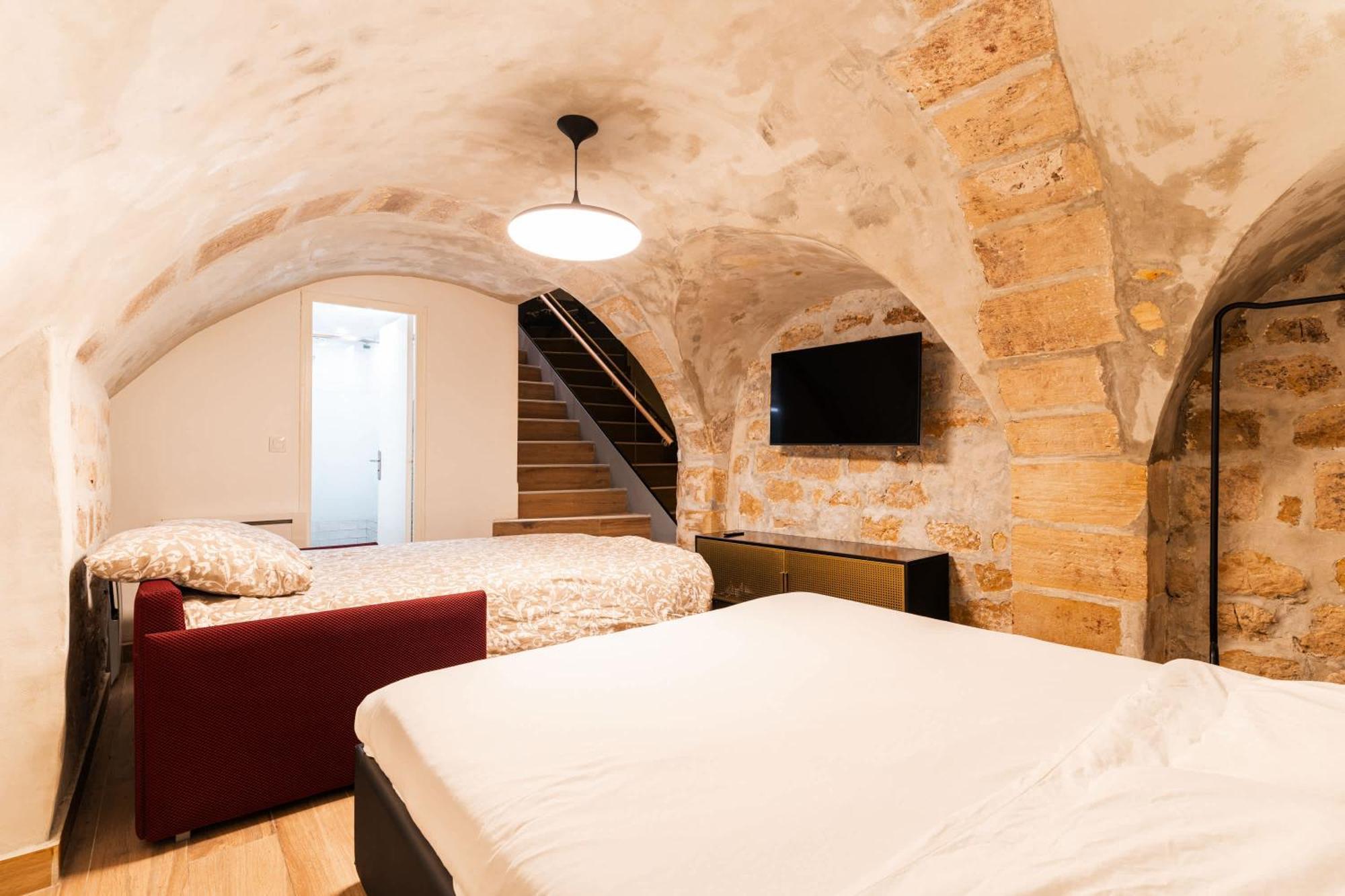 Loft 1 Bedroom Marais, Notre Dame Ac By Lcc Agency Apartment *